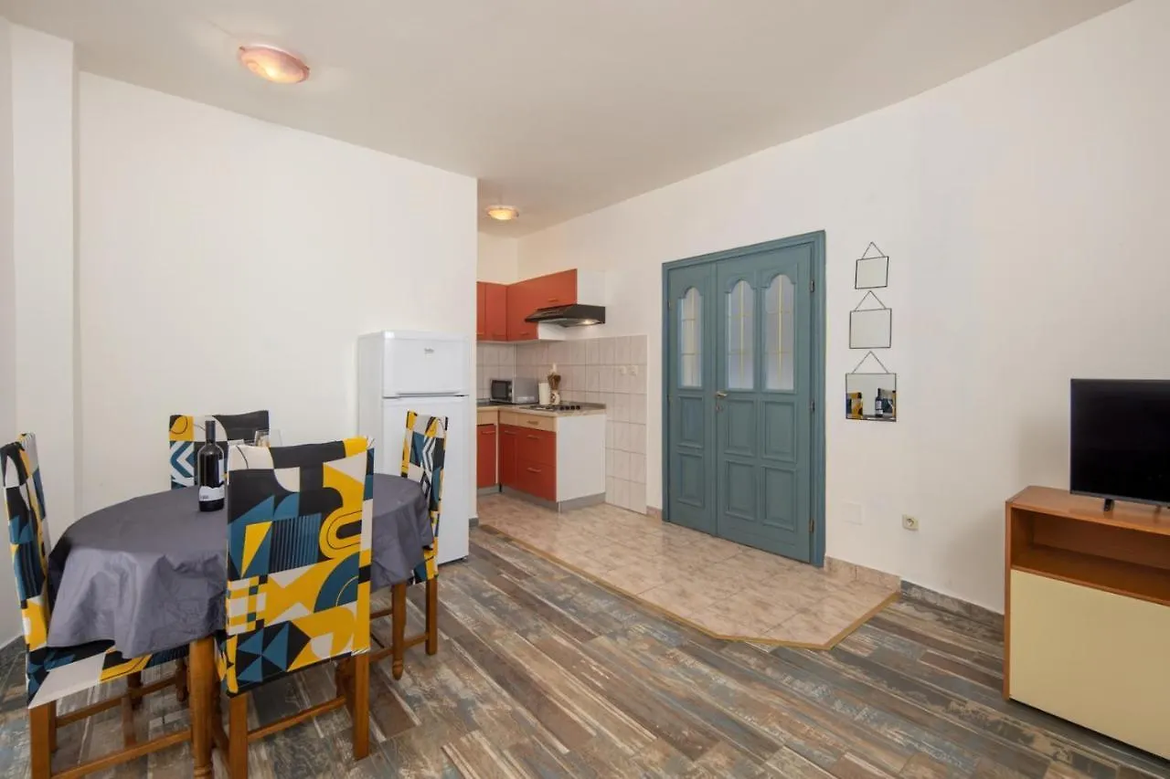 Apartment In Supetarska Draga With Sea View, Balcony, Air Conditioning, Wifi 3321-1
