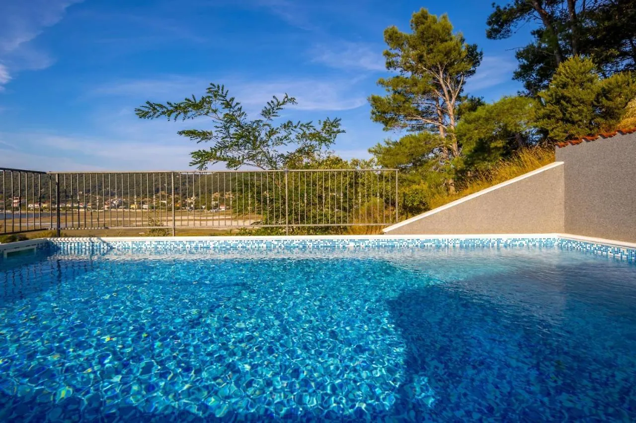 Apartment In Supetarska Draga With Sea View, Balcony, Air Conditioning, Wifi 3321-1