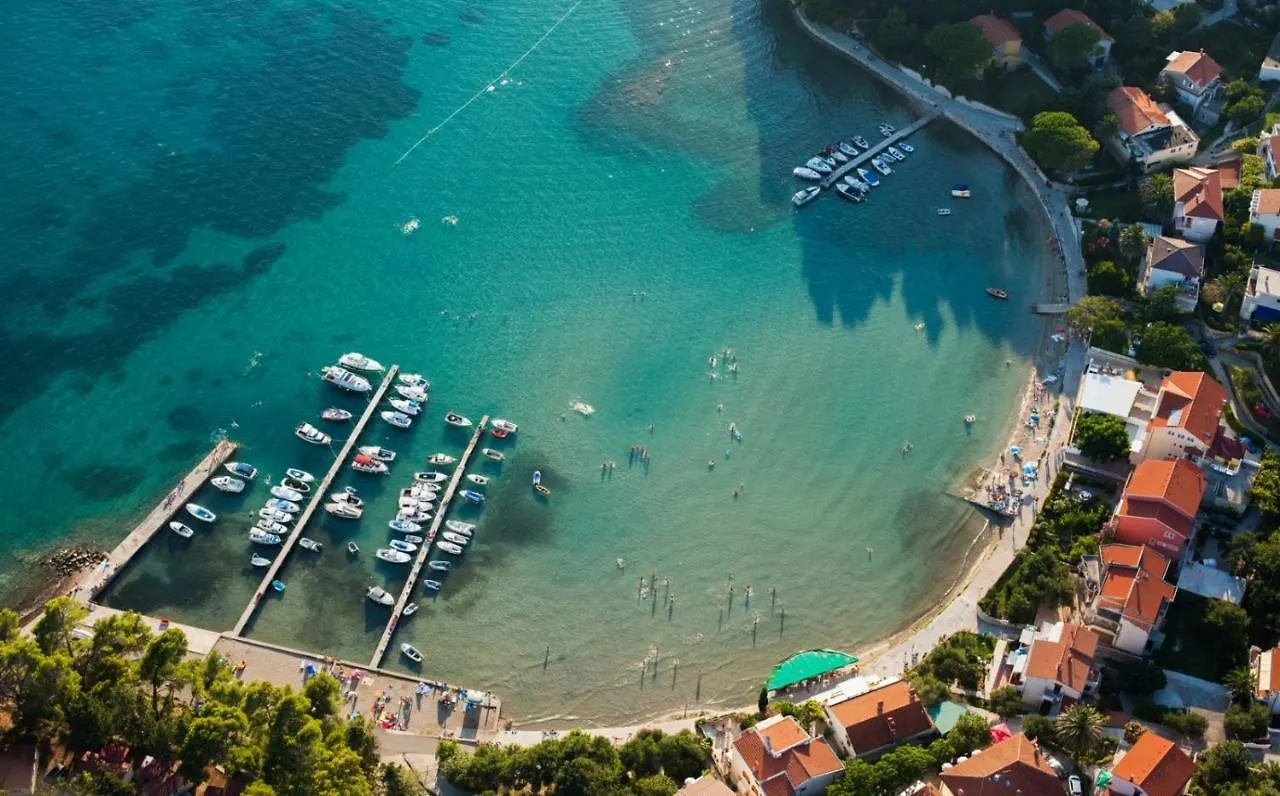 Apartment In Supetarska Draga With Sea View, Balcony, Air Conditioning, Wifi 3321-1 0*,  Croatia